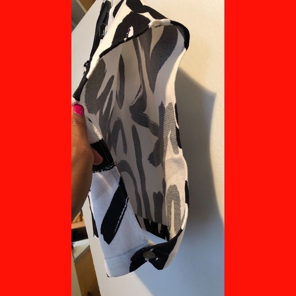 Graffiti Top (TOP ONLY) - Picture 5 of 5